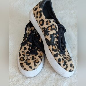 Like New: Converse Chuck Taylors All Star Breakpoint Ox Sneakers Women’s…